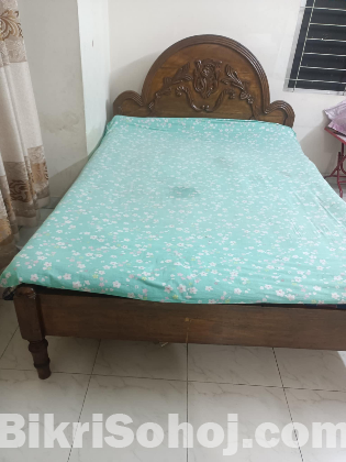শিলকড়ই কাঠের ডাবল খাট